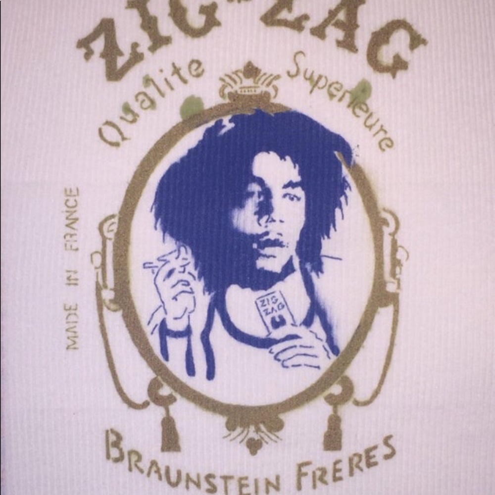 ⚡️ZIG ZAG rolling cigarettes Bob Marley tank top unisex